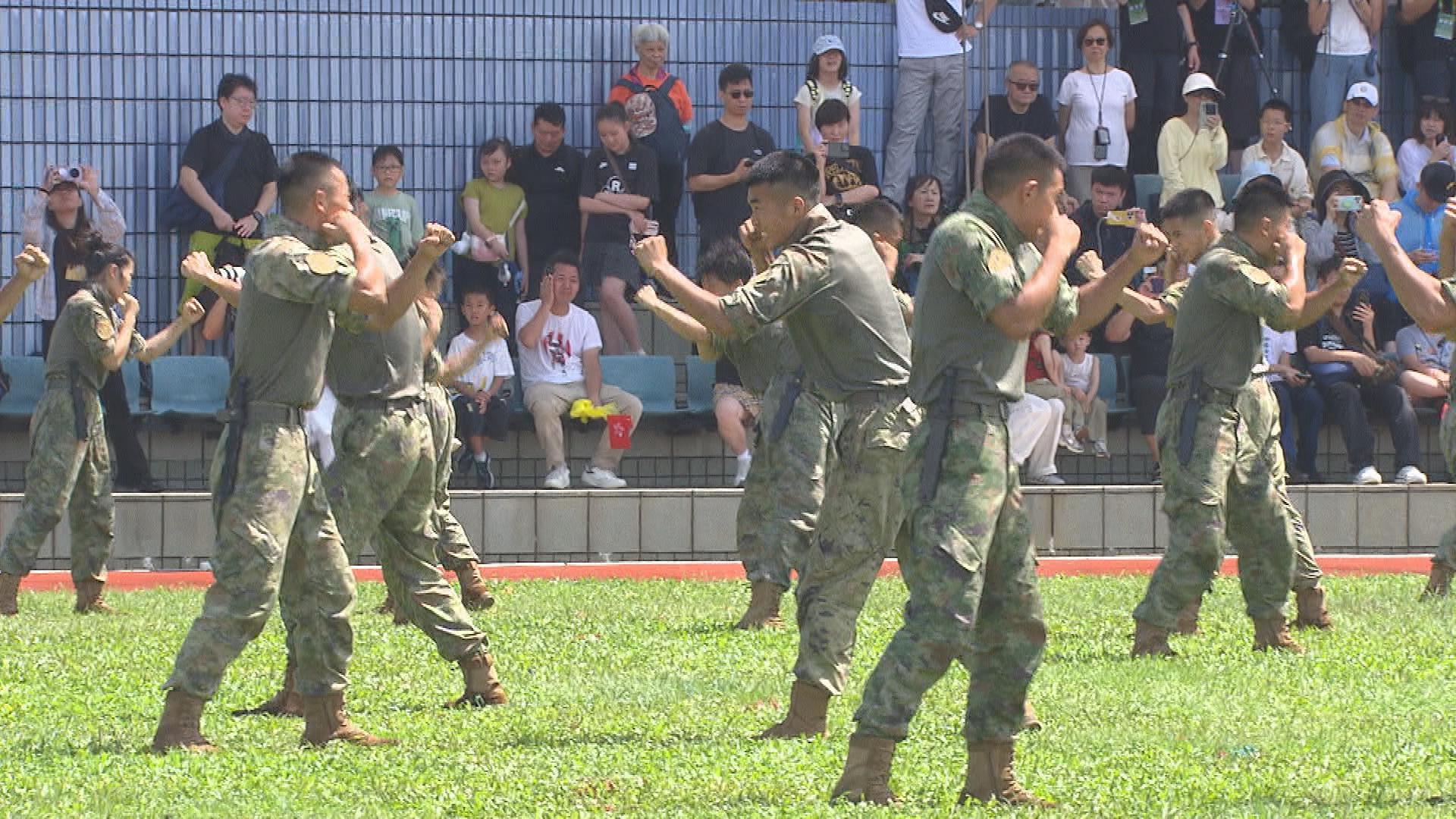 Picture_J.PLA-1730_002.jpg