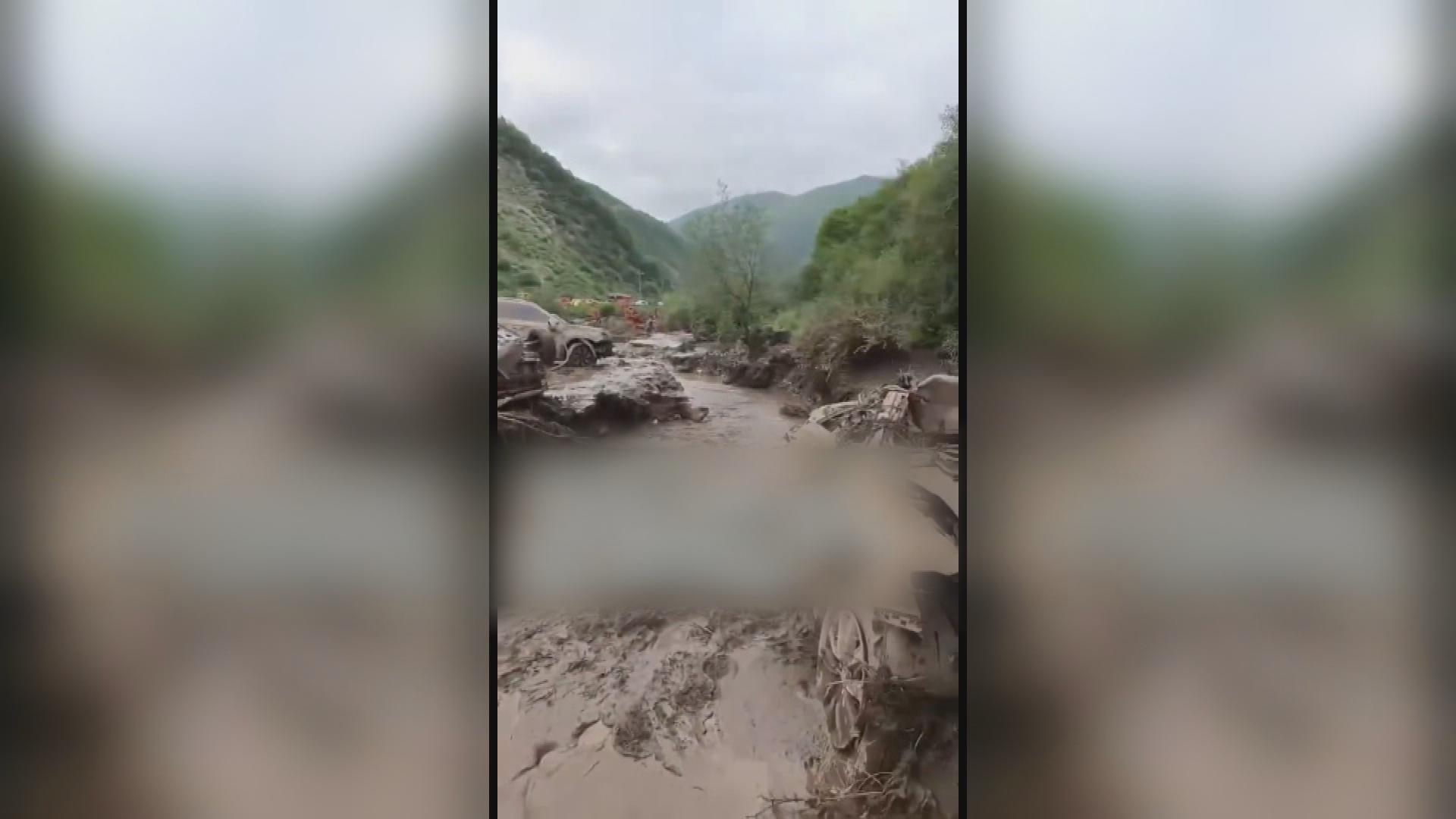 Picture_J.CN.FLOOD-2000_002.jpg