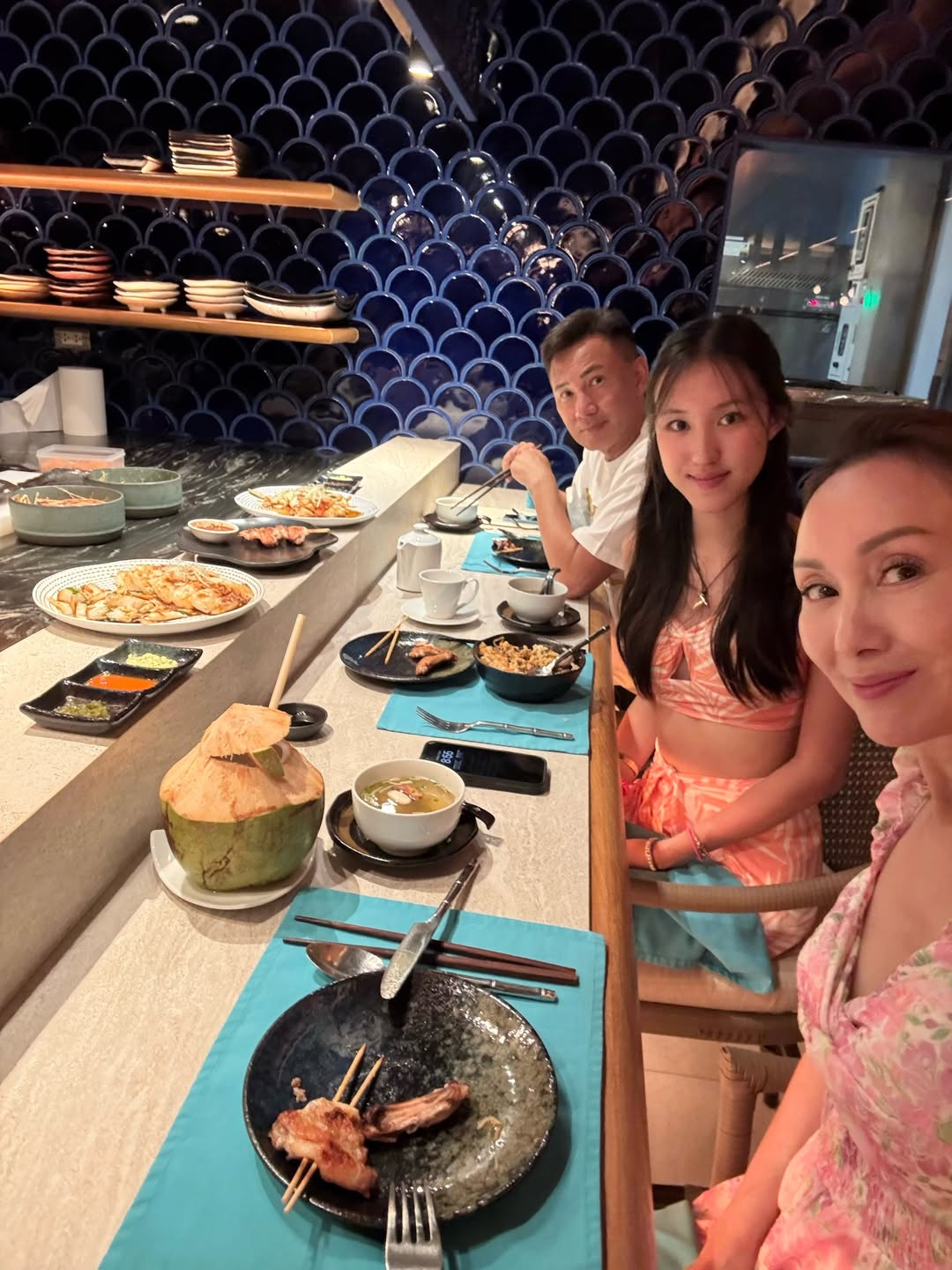 khy_official_1785324012_3951903951754626614_8950740074 (1).jpg