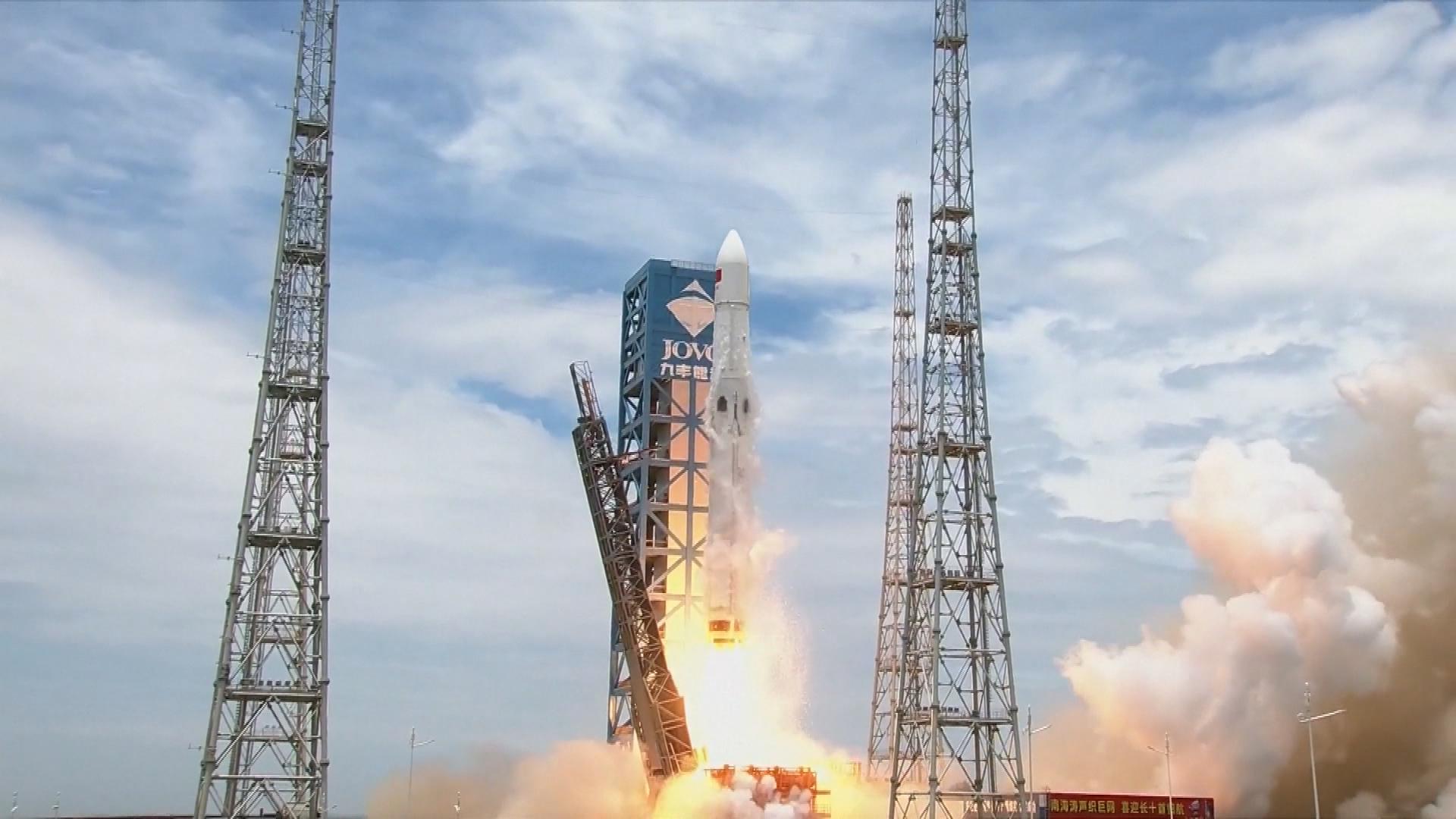 Picture_J.CN.ROCKET-2000.jpg