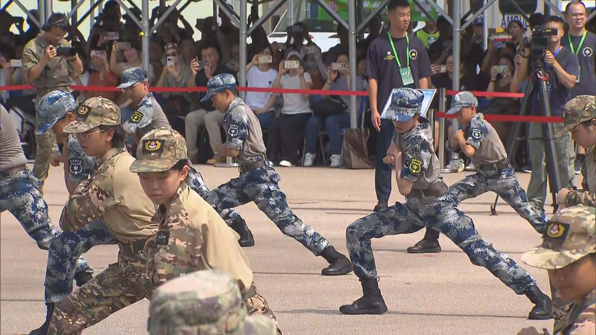 Picture_J.PLA-1300_004.jpg