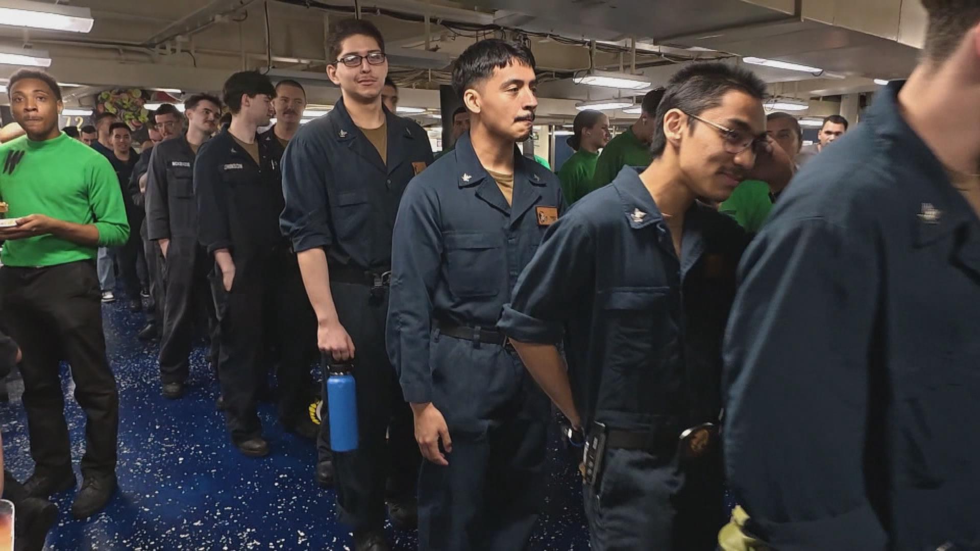 Picture_GV.CNN.US.CARRIER.CLEAN_002.jpg