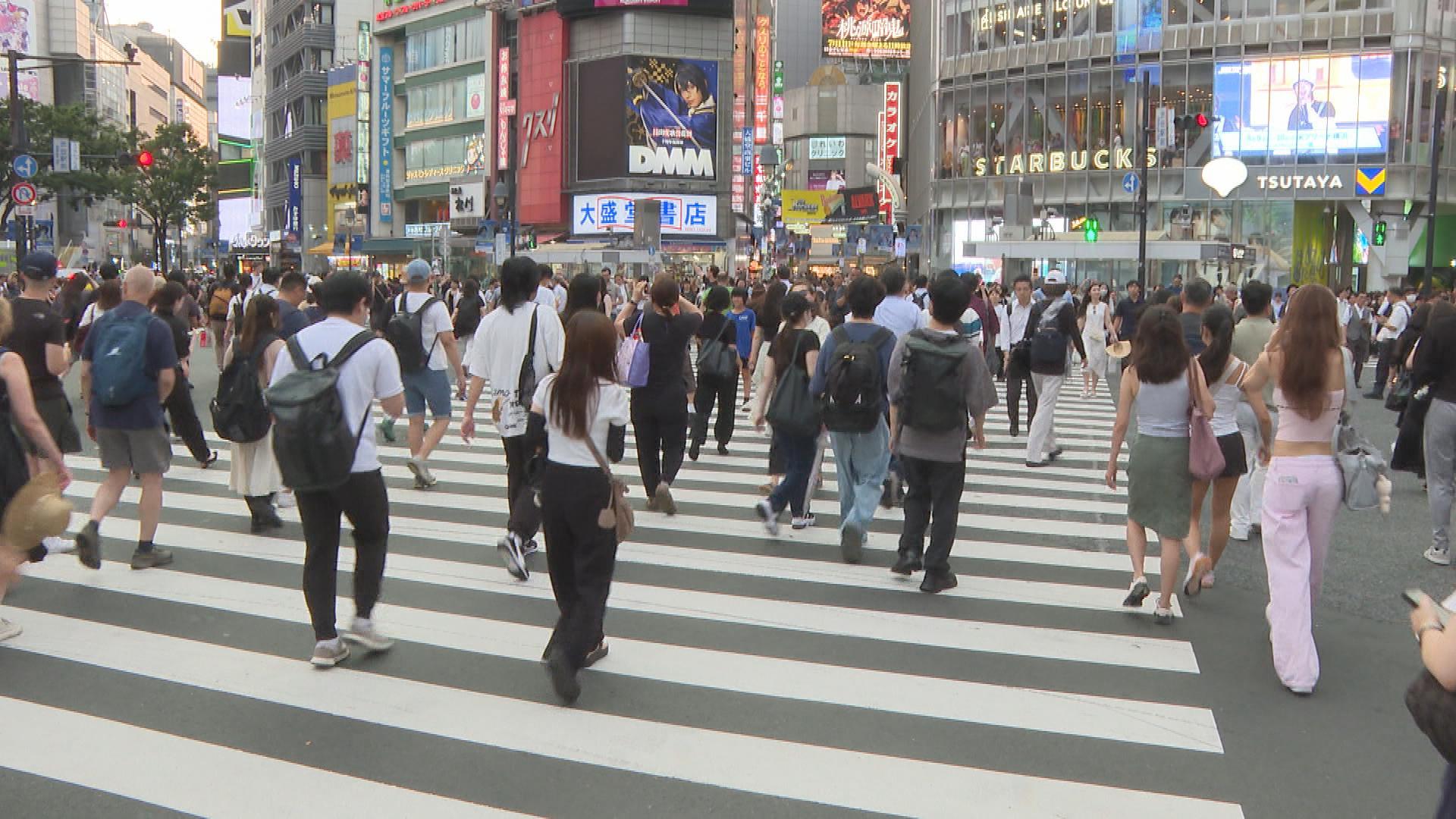 Picture_J.JP.FEE-1830_002.jpg