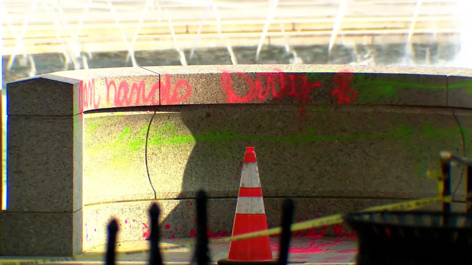 Picture_J.US.GRAFFITI-0300_001.jpg