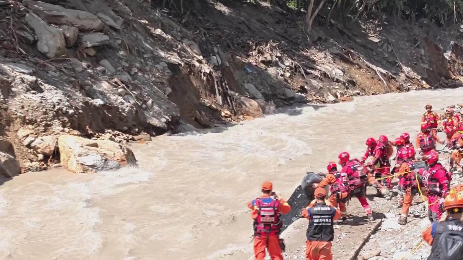 Picture_J.CN.MUDSLIDE-1300_002.jpg