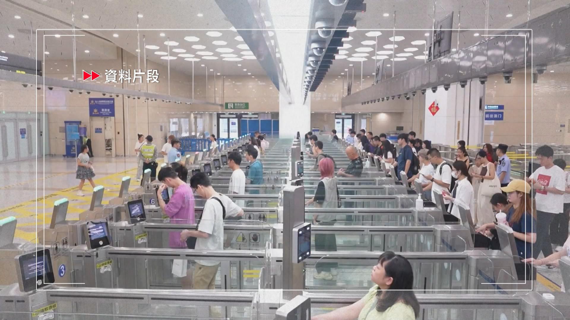 Picture_J.CN.BORDER-1830.jpg