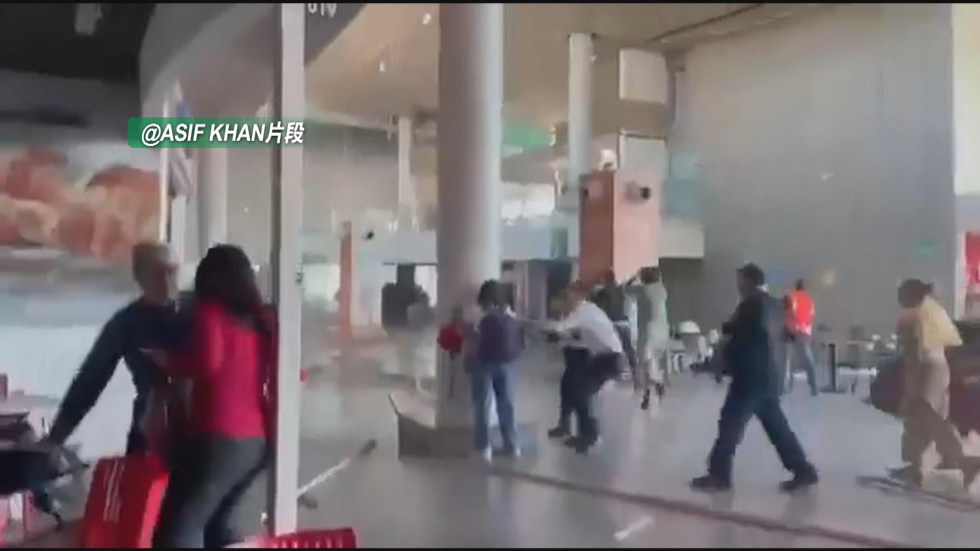 Picture_J.CNN.COL.QUAKE-1830_002.jpg